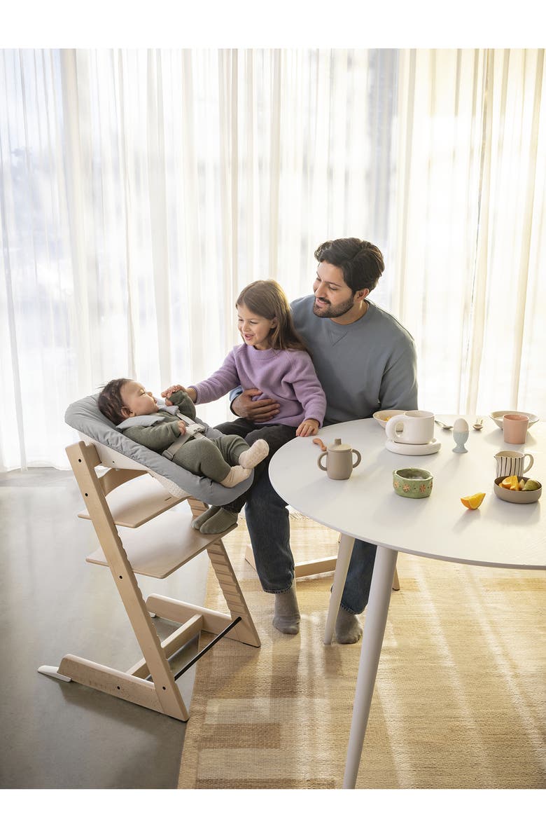 Chaise haute Stokke Tripp Trapp®², coussin, ensemble nouveau-né et plateau Stokke® Valeur 597 $ – Image 2